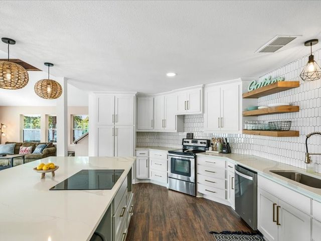 282 Island Drive, Murchison, TX 75778