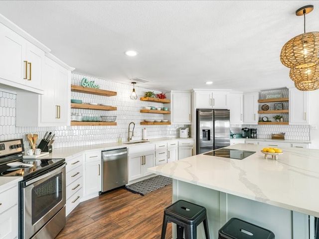 282 Island Drive, Murchison, TX 75778