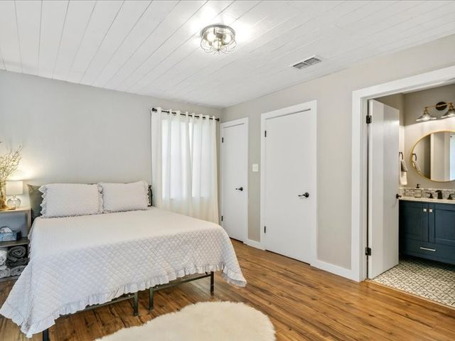 282 Island Drive, Murchison, TX 75778