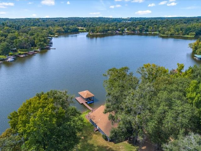 282 Island Drive, Murchison, TX 75778