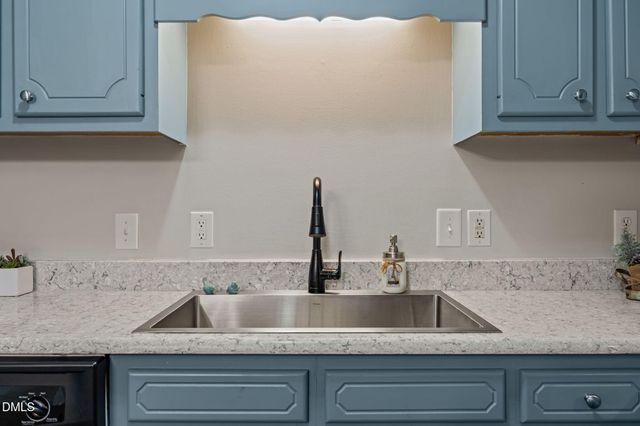 433 Kellywood Court, Fuquay Varina, NC 27526