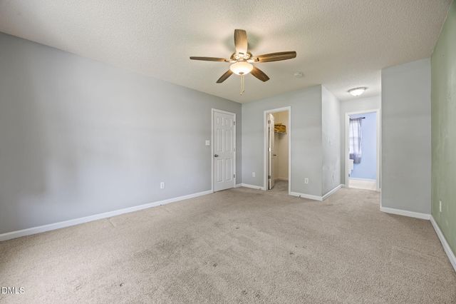 433 Kellywood Court, Fuquay Varina, NC 27526