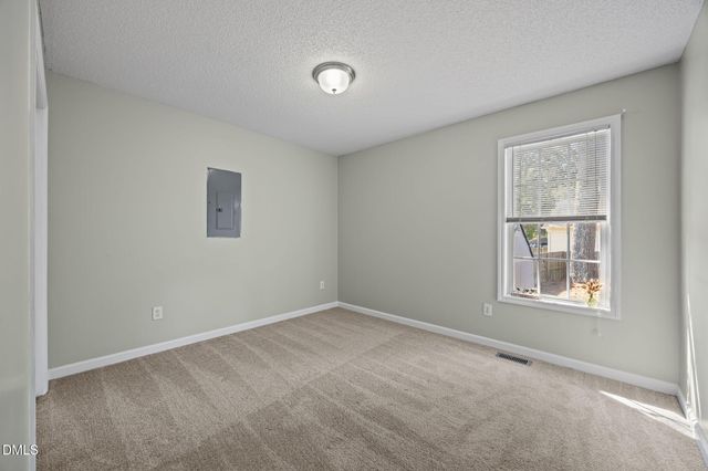 433 Kellywood Court, Fuquay Varina, NC 27526