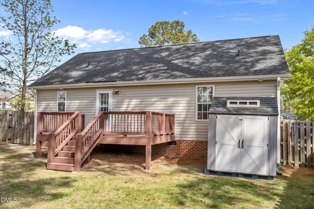 433 Kellywood Court, Fuquay Varina, NC 27526