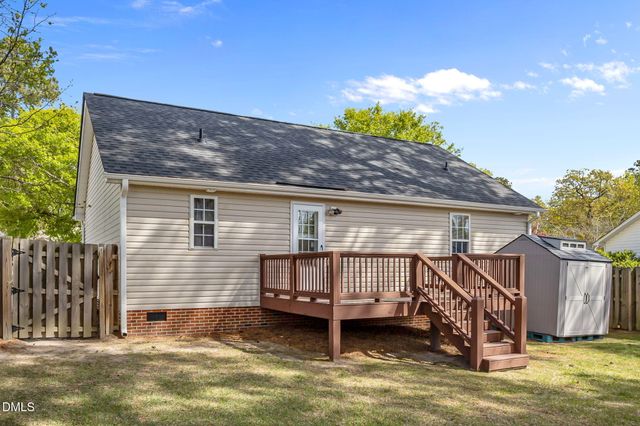 433 Kellywood Court, Fuquay Varina, NC 27526