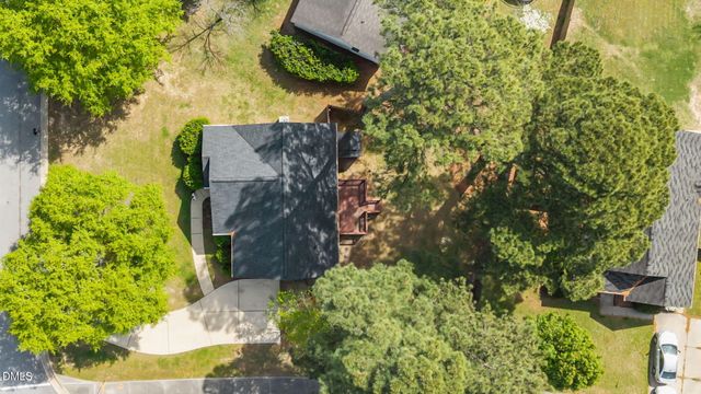 433 Kellywood Court, Fuquay Varina, NC 27526