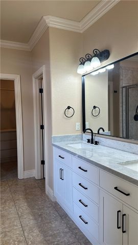 2005 SW Pinoak Avenue, Bentonville, AR 72712