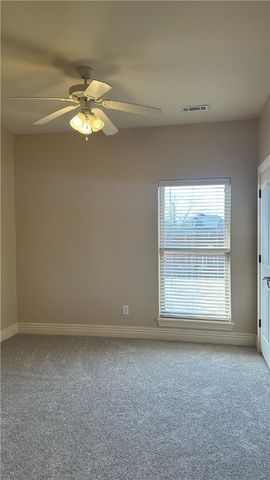 2005 SW Pinoak Avenue, Bentonville, AR 72712