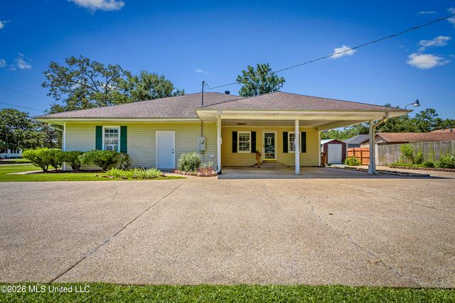 100 S Nicholson Avenue, Long Beach, MS 39560