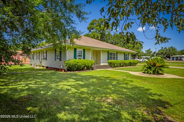 100 S Nicholson Avenue, Long Beach, MS 39560
