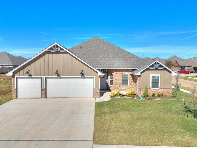 2917 Kingswood Drive, Norman, OK 73071