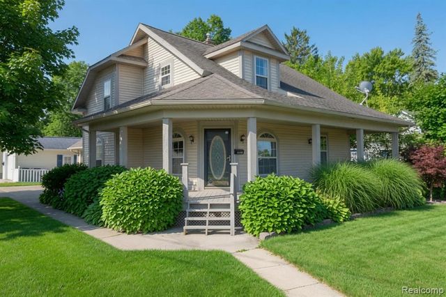 301 W Young Street, Clio, MI 48420