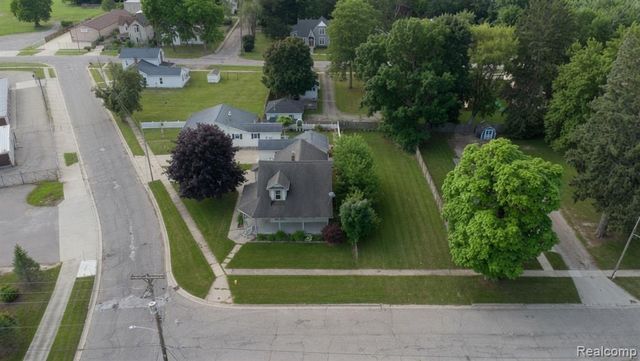 301 W Young Street, Clio, MI 48420
