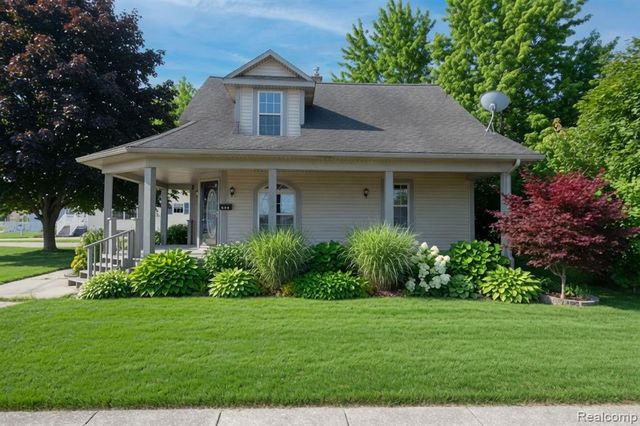 301 W Young Street, Clio, MI 48420