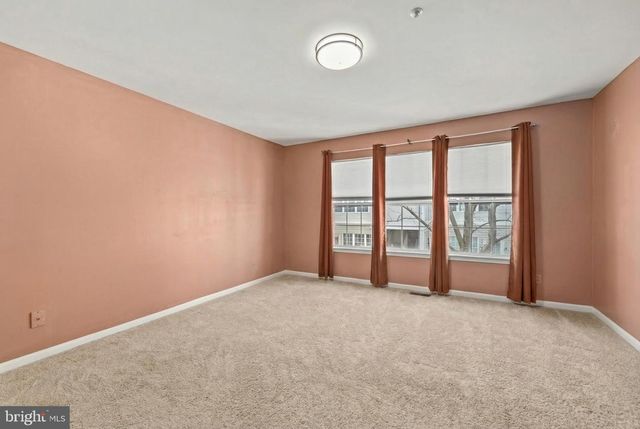 21877 ELKINS TER, Sterling, VA 20166