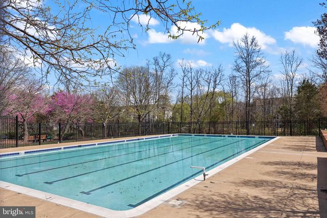 21877 ELKINS TER, Sterling, VA 20166