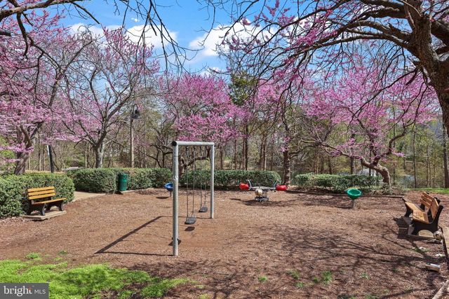 21877 ELKINS TER, Sterling, VA 20166