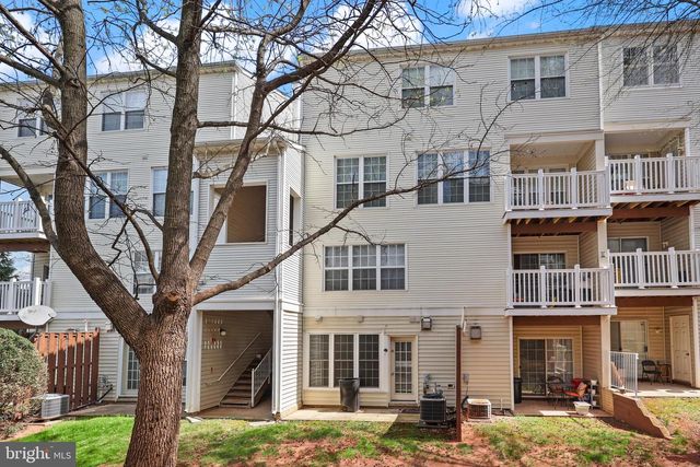 21877 ELKINS TER, Sterling, VA 20166