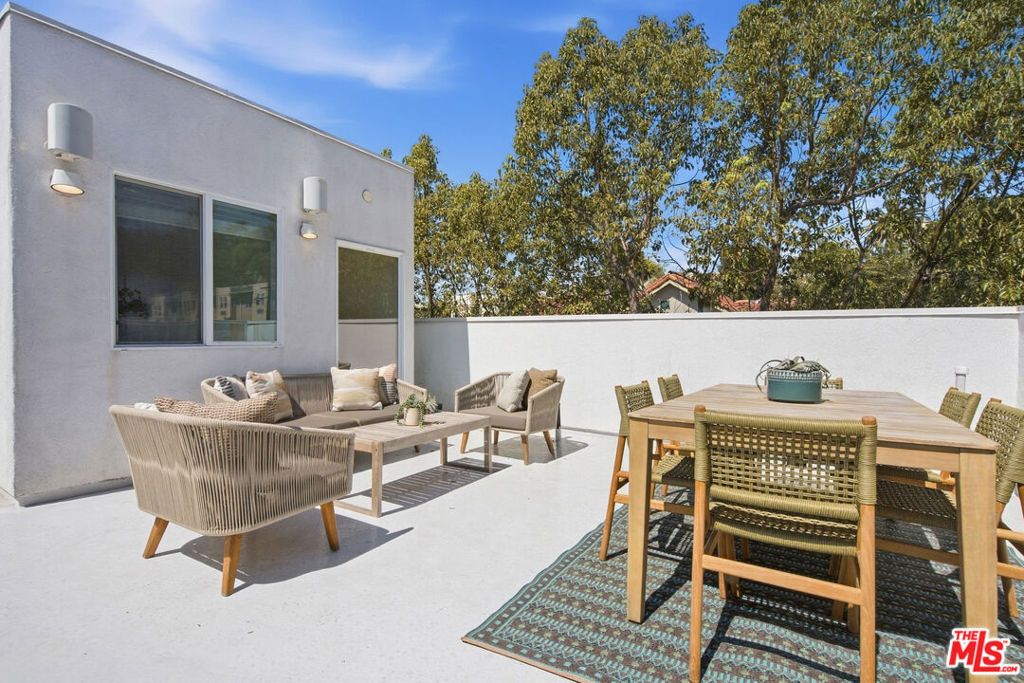 1510 Morton Terrace, Los Angeles, CA 90026 — exterior