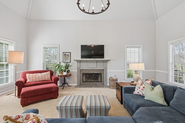 9564 Keeneland Dr, Brentwood, TN 37027