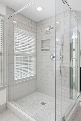 9564 Keeneland Dr, Brentwood, TN 37027