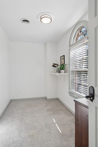 9564 Keeneland Dr, Brentwood, TN 37027