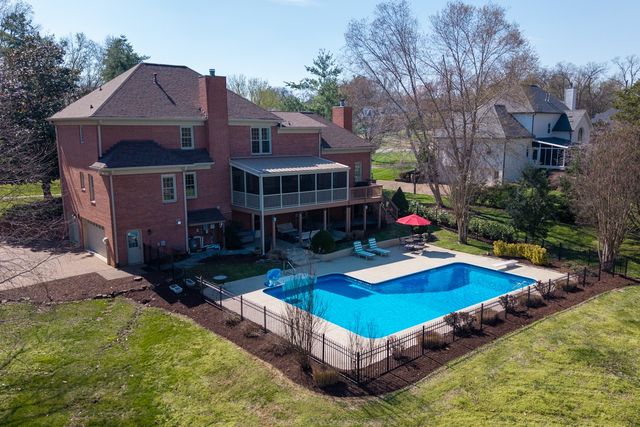 9564 Keeneland Dr, Brentwood, TN 37027