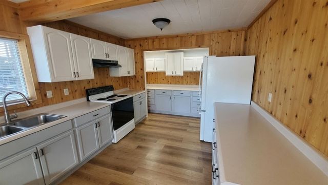 244 Hillcrest Street, Harrison, MI 48625