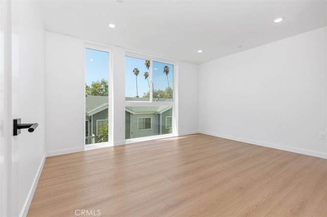 176 N Catalina Avenue 403, Pasadena, CA 91106