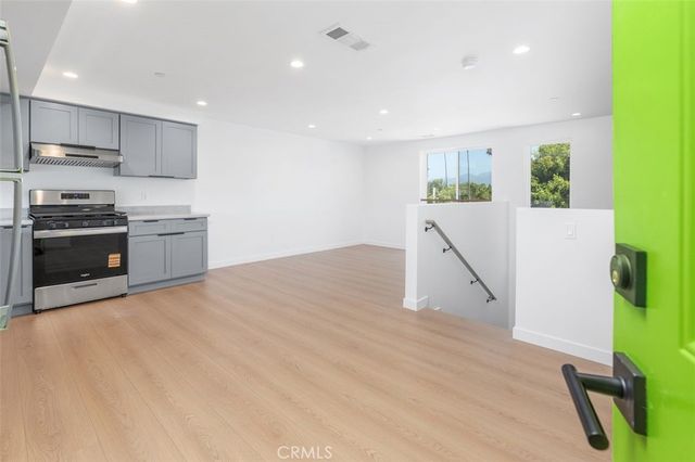 176 N Catalina Avenue 403, Pasadena, CA 91106