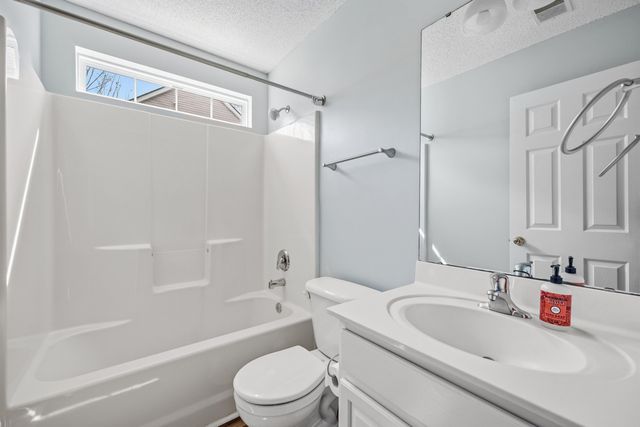 104 Oakbluff Road, Summerville, SC 29485