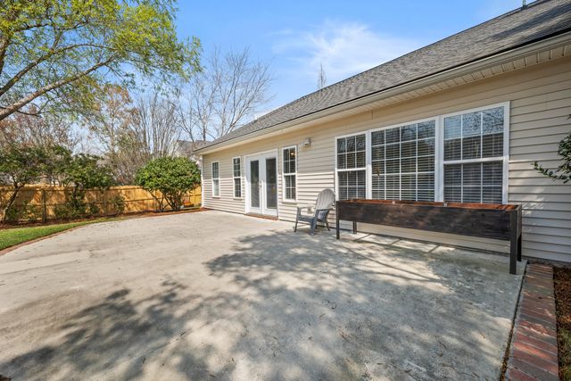 104 Oakbluff Road, Summerville, SC 29485