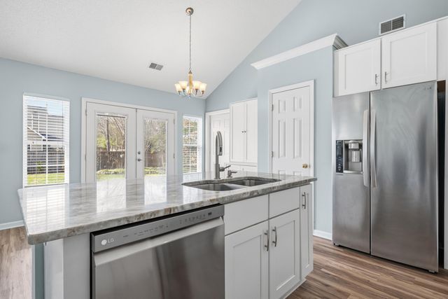 104 Oakbluff Road, Summerville, SC 29485