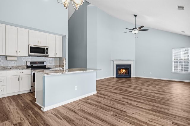 104 Oakbluff Road, Summerville, SC 29485