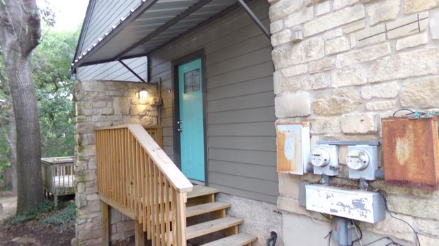 1606 Waterloo TRL B, Austin, TX 78704