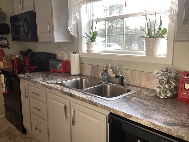 7 Woodland Park, Troy, NH 03465