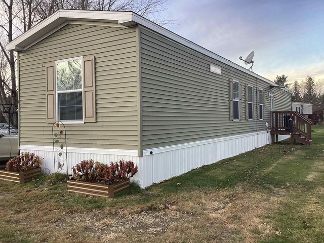 7 Woodland Park, Troy, NH 03465