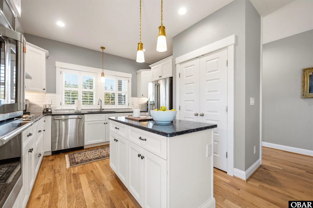 Image 10 of property listing at 109 Dartmoor Lane Lot 29, Manteo, NC 27954