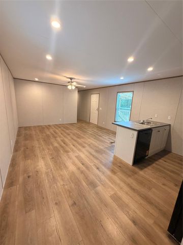 4782 Fm 1010 Road, Cleveland, TX 77327