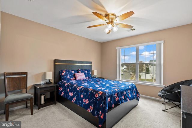 43 ALLEGHENY LN, Bordentown, NJ 08505