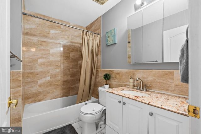 43 ALLEGHENY LN, Bordentown, NJ 08505