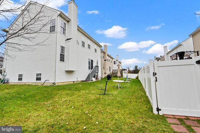 43 ALLEGHENY LN, Bordentown, NJ 08505