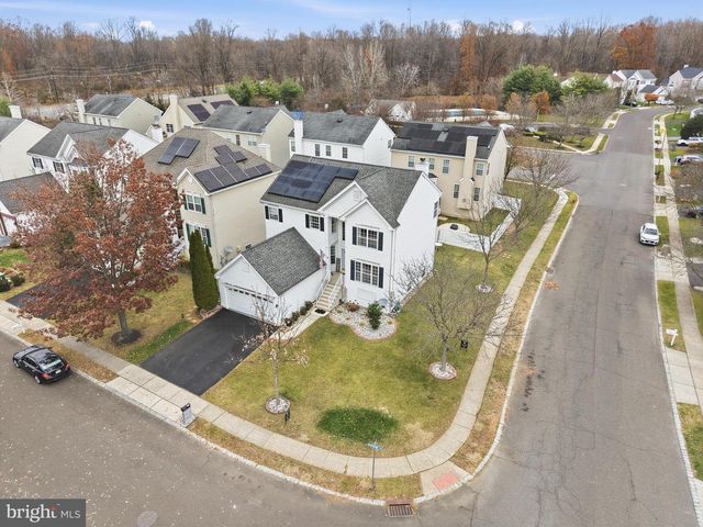 43 ALLEGHENY LN, Bordentown, NJ 08505