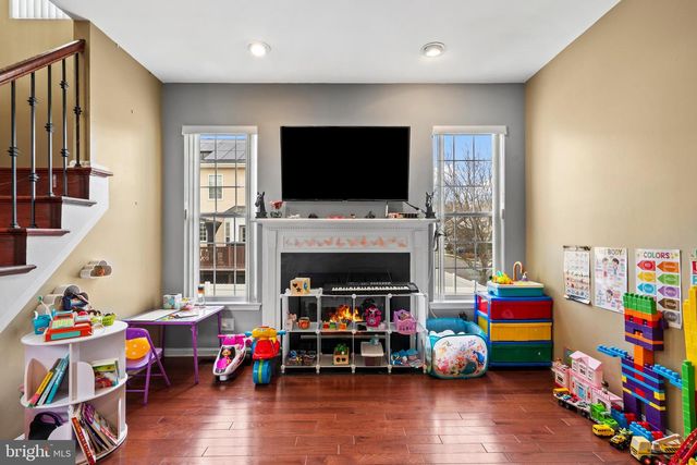 43 ALLEGHENY LN, Bordentown, NJ 08505