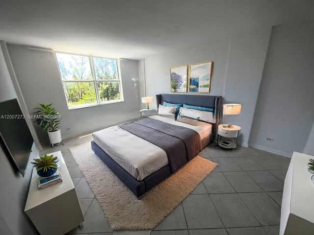 3660 NE 166th Street 302, North Miami Beach, FL 33160