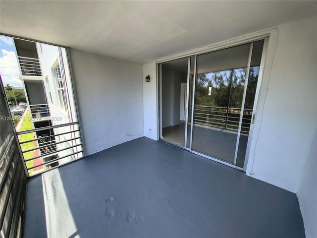 3660 NE 166th Street 302, North Miami Beach, FL 33160