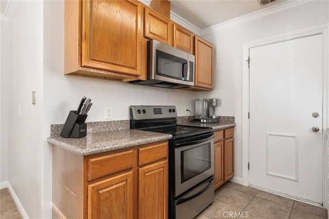 4012 E Clinton, Fresno, CA 93703