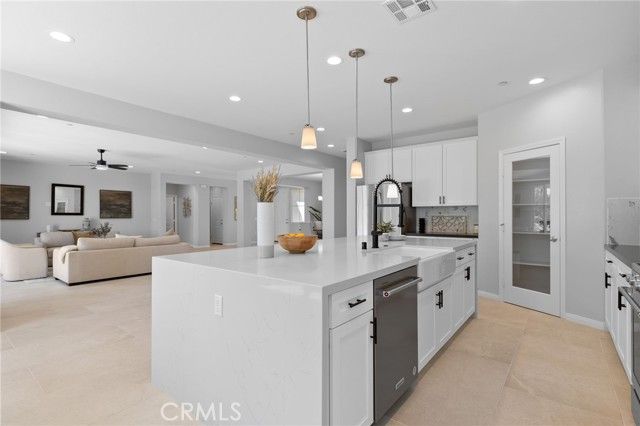 5804 Levanto Street, Bakersfield, CA 93306