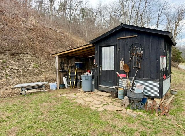 2701 Kentucky 30, Booneville, KY 41314