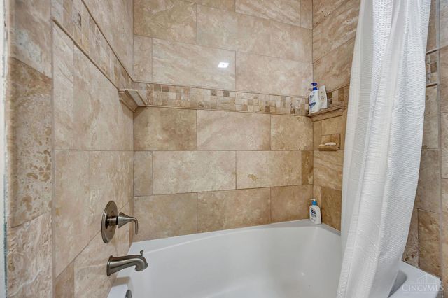 5546 Dogwood Court, West Chester, OH 45069